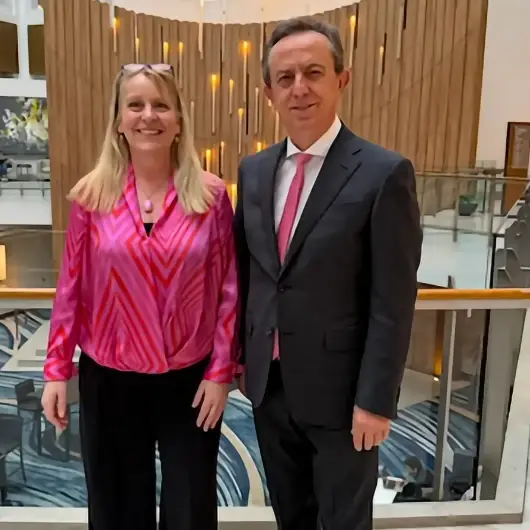 MEF Üniversitesi’nden yeni kitap: Yapay Zeka Bize Ne Yapıyor?