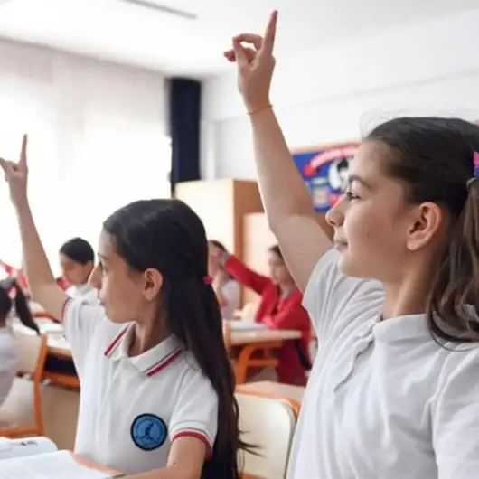 Ara tatil tartışmasında velilerin yüzde 70'i 'Devam' diyor: Esnek takvim talep edildi