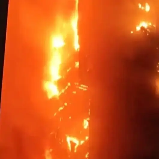 Çin'deki yüksek katlı binada devasa yangın: 7'si ağır 25 yaralı