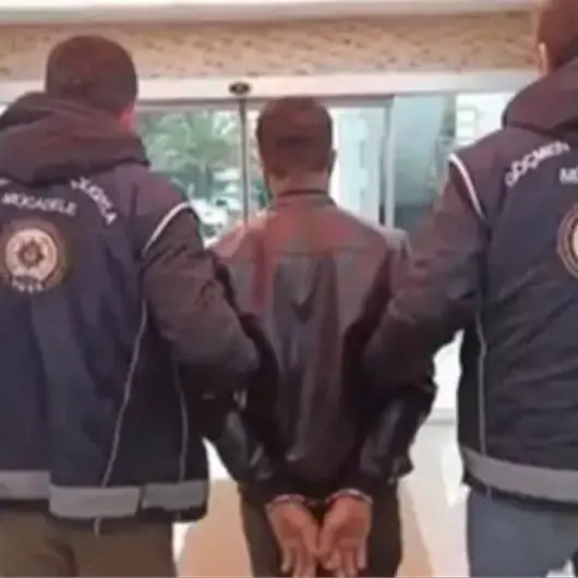 Sakarya'da durdurulan şüpheli araçtaki beş kaçak göçmen yakalandı