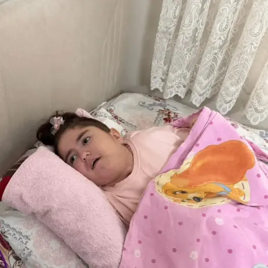 Antibiyotik iğnesi sonrası hayatı karardı: Öksürük şikayetiyle gittiği klinikte iğne sonrası engelli kaldı, soruşturma 4,5 yıldır sürüyor