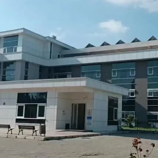 İzmir Körfezi’nde dehşet: Kayalıklar arasında yeni doğmuş bebek bulundu