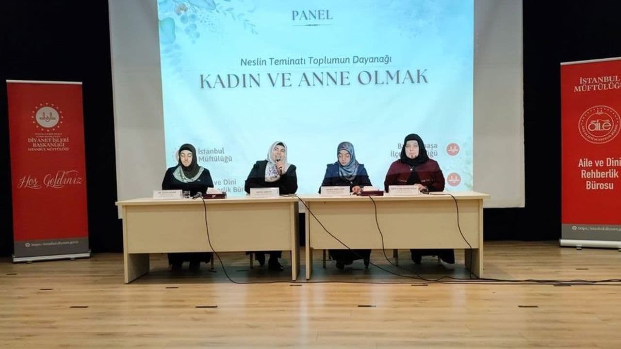 İstanbul Müftülüğü "Kadın ve Aile" paneli düzenledi